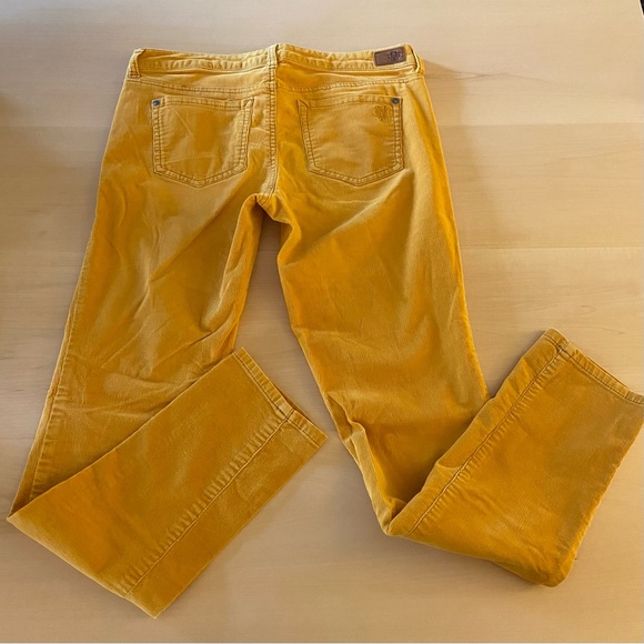 JESSICA SIMPSON cords. Golden yellow. Size 30. Circa 2000s. 98% cotton. - Picture 4 of 11